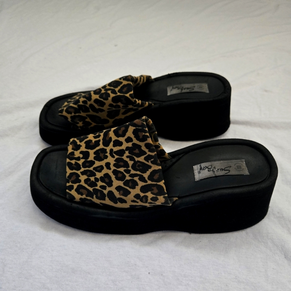 Stylish Leopard Print Mules